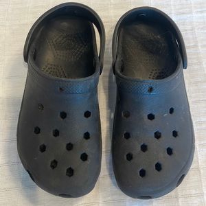 No boundaries Black slip on sandals water shoes strap size 6